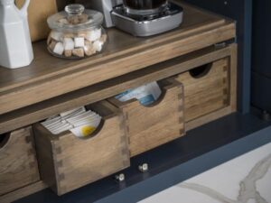 Galeforcehickorykitchen 28